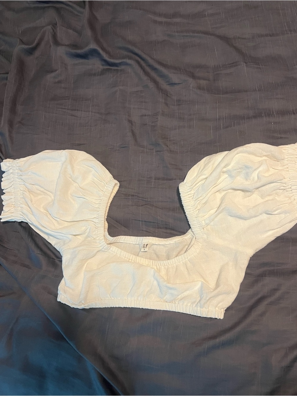 VGUC Fashion Brand Company Thick Linen White Puff-Sleeve Crop Top in Size Small
